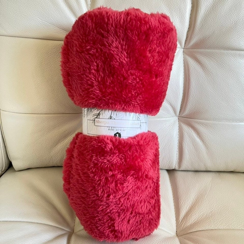 🆕 Target Super Soft & Cozy Seasonal Fall, Winter Chenille Sherpa Throw Blanket